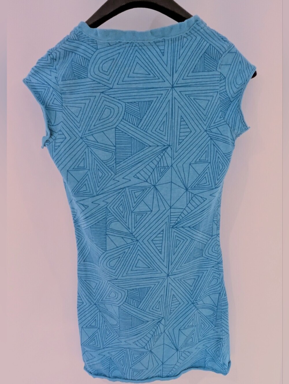 Y2K Talula Blue Geometric V-Neck Tank By Aritzia - Picture 2 of 7